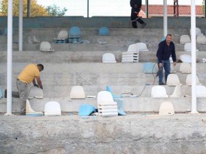 Pazaryeri İlçe Stadyumu Yenileniyor