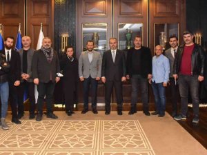 Sanatçılardan ‘Sanata Destek’ Teşekkürü