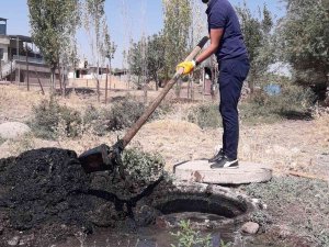 Di̇ski̇, Sarıca Mahallesi’nde Tıkanan Kanalizasyon Sistemini Yeniden Açtı