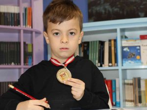 Matematiği Sevmediği Halde Girdiği Yarışmada Dünya Şampiyonu Oldu