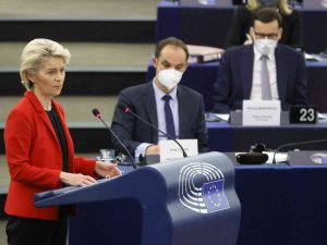 Polonya-ab Arasında "Hukukun Üstünlüğü" Gerilimi
