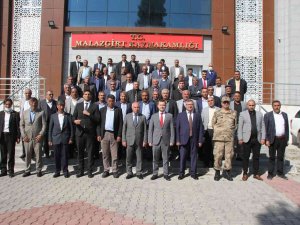 Kaymakam Demirer, Muhtarlarla Bir Araya Geldi