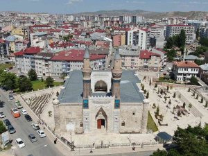 750 Yıllık Medresede Yeniden Eğitim Verilecek