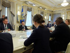 Ukrayna Devlet Başkanı Zelenskiy, Abd Savunma Bakanı Austin İle Görüştü