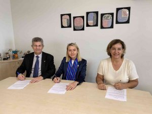 Bursa’da Kız Öğrencilere Yönelik Eğitim Programı Başlatıldı