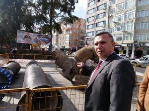 Teski̇ Ve Çorlu Belediyesi’ne İçme Suyu Borusu Eleştirisi