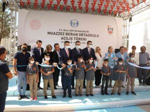 İ̇laç Firması Eğitime Destek İçin Diyarbakır’da Okul Yaptırdı