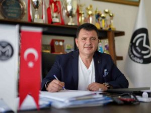 Manisa Fk Başkanı Aktan: "Oynanan Futbol Bizi Yönetim Olarak Bazı Radikal Kararlar Almaya Sevk Etti"
