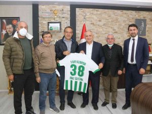 Yahyalıspor’dan Başkan Esat Öztürk’e Ziyaret