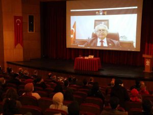 “Türkçemiz Ve Yunus Emre” Konferansı Gerçekleştirildi