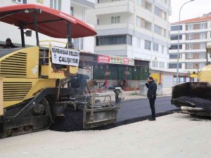 Sivrihisar’da Asfaltlama Çalışmaları Başladı