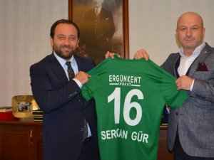 Bursaspor’dan İ̇l Milli Eğitim Müdürü Serkan Gür’e Ziyaret