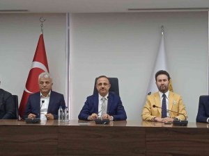 Ak Partili Sürekli, Depremzedelerle Bir Araya Geldi