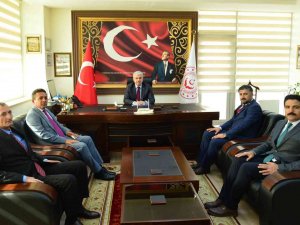 Vali Akın: "Sosyal Hizmetler Kurumu Devletin Uzanan Şefkat Elidir"