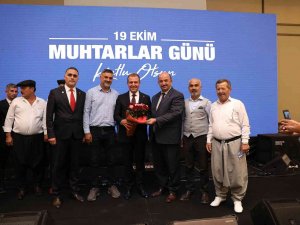 Seçer: “34,4 Kilometrelik Raylı Sistemleri Mersin Halkına Kazandırmak Sözümüz Olsun”