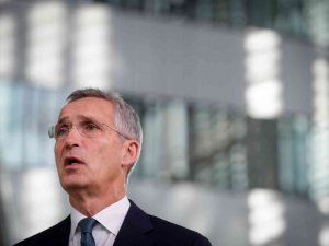 Milli Savunma Bakanı Akar Nato Karargahı’nda