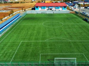 Karakoçan’da Spor Tesisleri Yenilendi