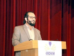 Çetin Öğrencileri Bilgilendirdi