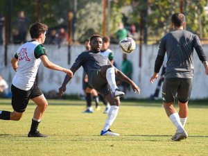 Denizlispor, U19 Takımı İle Antrenman Maçı Yaptı
