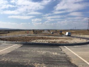 Kütahya-tavşanlı Yolundaki Kavşak Ve Bağlantı Yolu Çalışması Tamamlandı