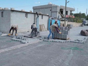 Haliliye Kırsalındaki 4 Mahallede Yol Çalışması Sürüyor