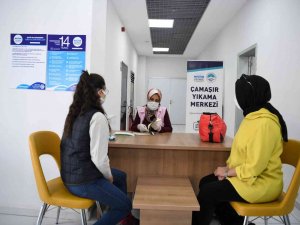 Öğrenci Dostu Kayseri Büyükşehir’den Çamaşır Yıkama Hizmeti