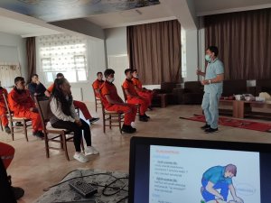 Orman İşçisine ’Temel İş Sağlığı Ve Güvenliği Eğitimi’ Verildi