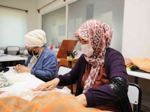 Geleneksel El Nakışları Şehitkamil’de Yaşatılıyor