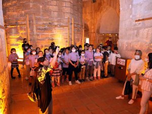 Alanyalı Çocuklar, ‘Yaman Ve Bal’ İle Kızılkule’yi Keşfetti