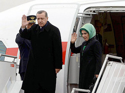 Cumhurbaşkanı Erdoğan Helikopterle Rize'ye Geldi