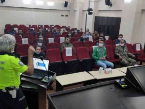 Trafikçilere Tutanak Düzenleme Ve Kurallara Uyum Eğitimi