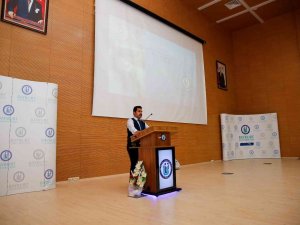 Bayburt Üniversitesinde Tübi̇tak Destek Programları Bilgilendirme Toplantıları Yapıldı