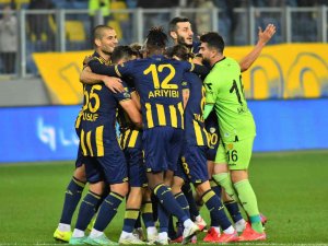 Tff 1. Lig: Ankaragücü: 2 - Manisa Fk: 1