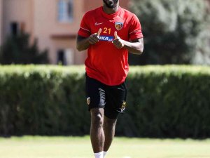 Kayserispor’da Carole Ve Kemen Oynamıyor