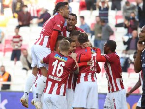 Sivasspor Sahasındaki Yenilmezlik Serisini 5’e Çıkartmak İstiyor