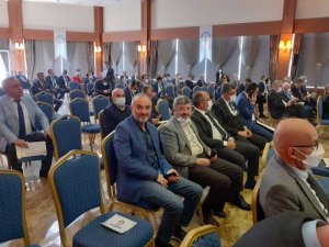 Başkan Akçadurak, ’Türkiye Enerji Kentler Birliği Toplantısı’na Katıldı