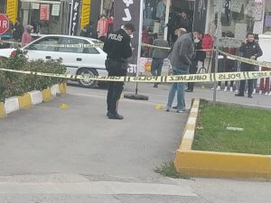 Cadde Ortasında Silahlı Kavga: 1 Yaralı, 4 Gözaltı
