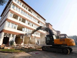 Büyükşehir’den İ̇negöl’e Dönüşüm Desteği