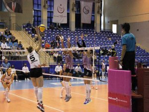 Sultanlar Ligi: Aydın Büyükşehir Belediyespor: 3 - Kuzey Boru: 0