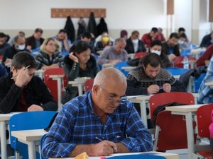 Görevde Yükselme Ve Unvan Değişikliği Sınavına Yoğun İlgi