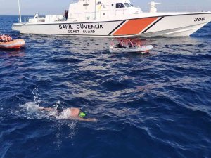 İ̇skenderun Körfezinde Açık Deniz Yüzme Maratonu Tamamlandı