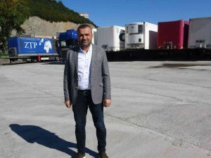 Uluslararası Nakliyeciler Derneği Karadeniz Bölge Yönetim Kurulu Üyesi Özer: “İ̇ngiltere’deki Tedarik Zinciri Olayı Bütün Dünyaya Örnek Olmalı”