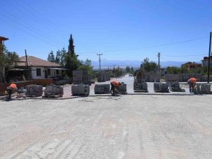 Pamukkale’de Parke Çalışmaları Devam Ediyor