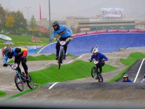 Bmx Heyecanı Sakarya’da Devam Ediyor