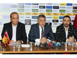 Eskişehirspor Kulübü Başkanı Hoşcan’ın Basın Toplantısı