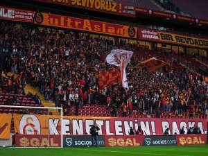 Galatasaray, Beşiktaş Derbisi Son İdmanını Taraftara Açık Yaptı