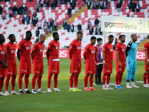 Sivasspor Ligdeki Beşinci Beraberliğini Aldı