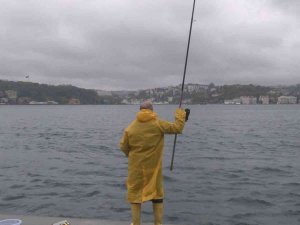 Beykoz’da En Büyük Ve En Ağır Balığı Tutanlar Ödüllendirildi