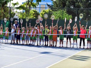 Kepez’de 29 Ekim ‘Tenis’ Turnuvası