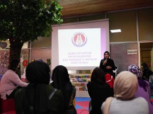 Sincan Bebek Kütüphanesinde Velilere “Aile İ̇çi İ̇letişim” Semineri